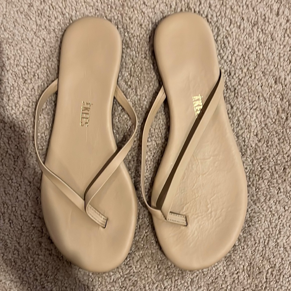 Tkees size 6